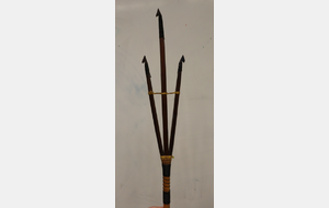 Détail flèche "trident"